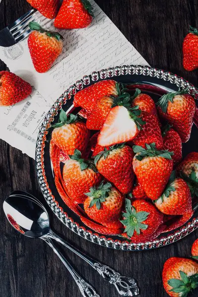 New Images Strawberries Vintage Strawberries High Quality Images — Stock Photo, Image