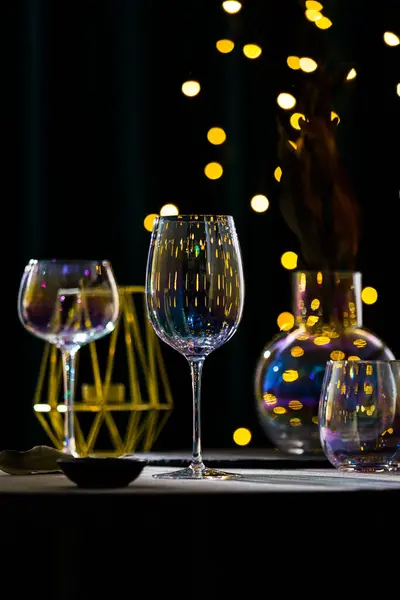 空酒杯 空水杯 餐厅杯子 酒杯的图像 — 图库照片