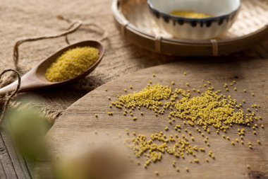 Değirmenlerin, Asyalı değirmencilerin resimleri, değirmenlerin fotoğrafları, darı tabakları. Fotoğraflar.