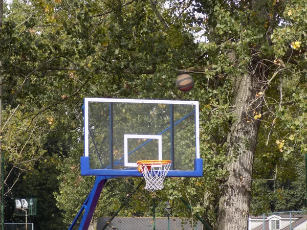 Basketbol Sahasının Arka Tahtası — Stok fotoğraf