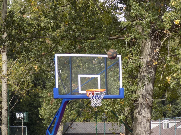 Back Board Basketbalovém Hřišti — Stock fotografie