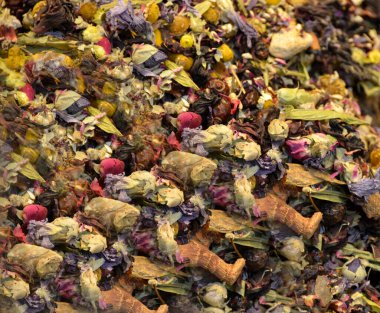 Geleneksel Türk bitki çayı için çeşitli kurutulmuş bitkiler