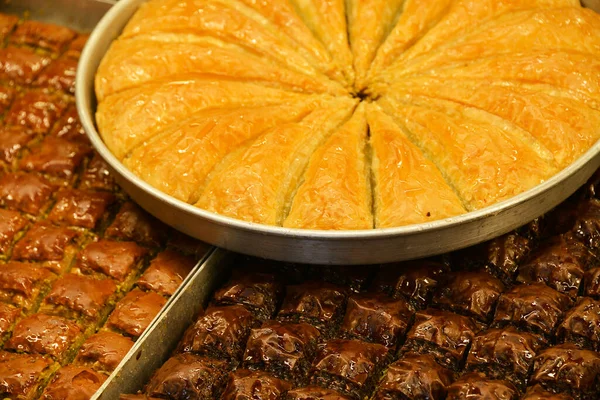 Baklava Est Une Pâtisserie Dessert Riche Sucrée Faite Couches Filo — Photo