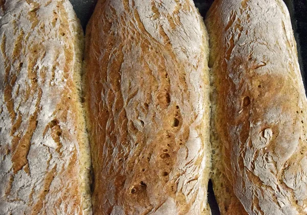 Drei Brote Frisch Gebacken — Stockfoto