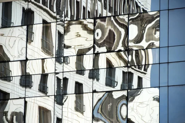 Reflection Glass Windows Building — Stock Photo, Image