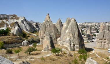 Kapadokya Türkiye 'de volkanik kayalar