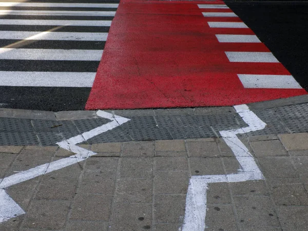 stock image Crossing the street for pedestrians and cyclists