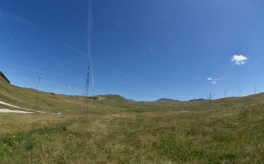 Durmitor Ulusal Parkı (Karadağ) yakınlarındaki Krnovo Rüzgar Çiftliği balık gözü lensleriyle fotoğraflandı