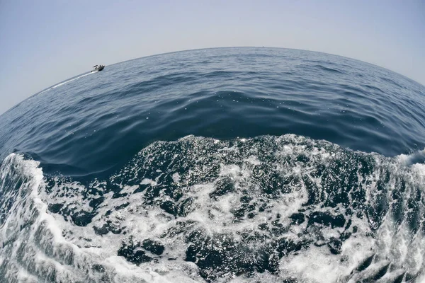 Хвилі Бурхливому Морі — стокове фото