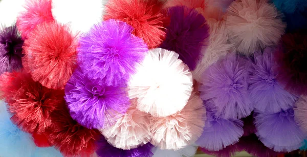 Pompons Terbuat Dari Tulle Dalam Berbagai Warna — Stok Foto