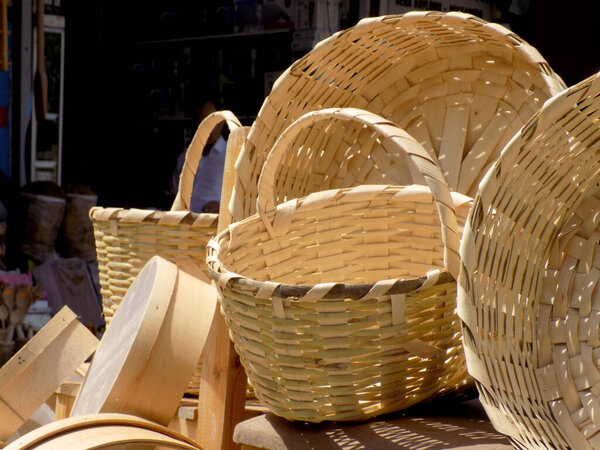 Плетеные корзины для украшения или повседневного использования