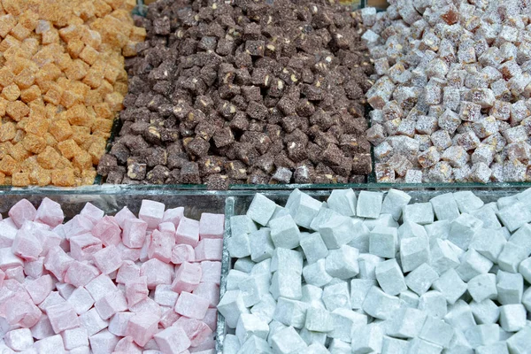 Cubi Colorati Delizia Turca Sul Mercato Strada Istanbul — Foto Stock