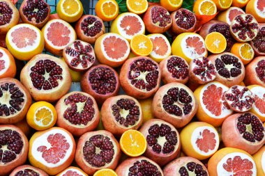 Nar, portakal, greyfurt vitamini