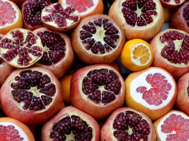 Nar, portakal, greyfurt vitamini