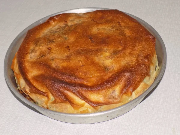 Гарний Просто Запечений Пиріг Металевому Підносі Випічки — стокове фото