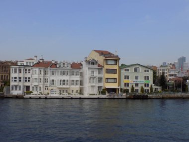 İstanbul (Uskudar), Türkiye - 29 Nisan 2019: Kentin Asya kesiminin İstanbul Boğazı 'ndan görünüşü