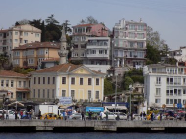 İstanbul (Uskudar), Türkiye - 29 Nisan 2019: Kentin Asya kesiminin İstanbul Boğazı 'ndan görünüşü