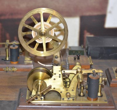 Eski Mors Anahtarı Telgrafı