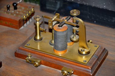 Eski Mors Anahtarı Telgrafı