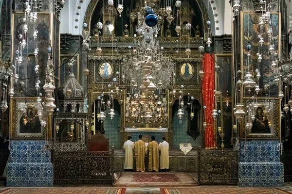 Jerozolima Izrael Listopada 2022 Czterech Kapłanów Mszy Katedrze Jakuba Dzielnicy — Zdjęcie stockowe