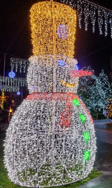 Hóember Készült Fények Nagybánya Város Románia Karácsonyi Dekorációk — Stock Fotó
