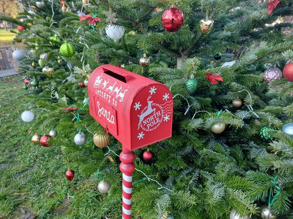 Briefkasten Für Den Weihnachtsmann Briefe Den Weihnachtsmann — Stockfoto