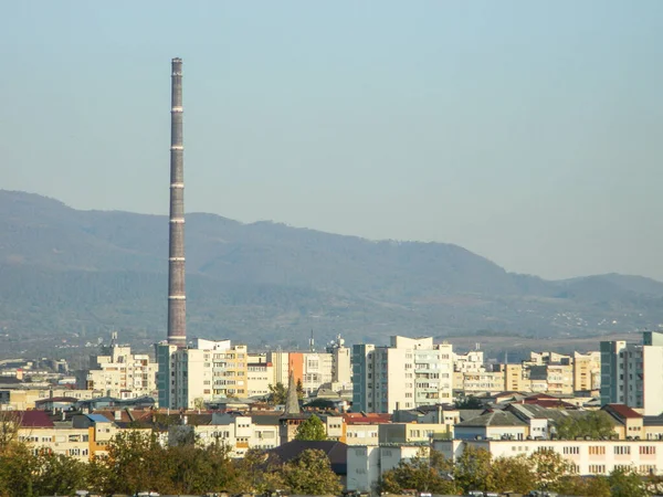 Duża Wieża Przemysłowa Inne Budynki Baia Mare Rumunia Widok Lotu — Zdjęcie stockowe