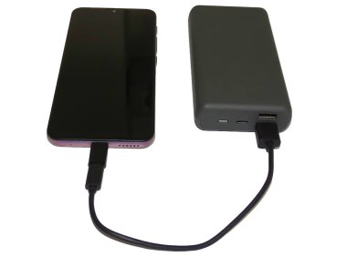 Harici bir bataryadan akıllı telefon şarjı