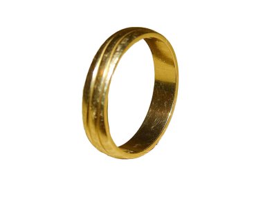 Altın alyans beyaz zemin üzerine izole