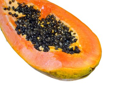 Beyaz arka planda izole Papaya meyvesi