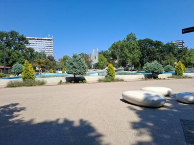 Romanya 'nın Köstence kentinde park ve su