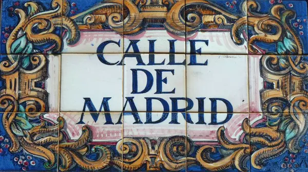 Close Ornate Ceramic Madrid Street Sign Calle Madrid High Quality — Stock Photo, Image