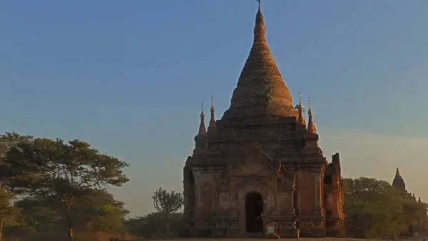Myanmar 'daki antik tapınak, seyahat kavramı