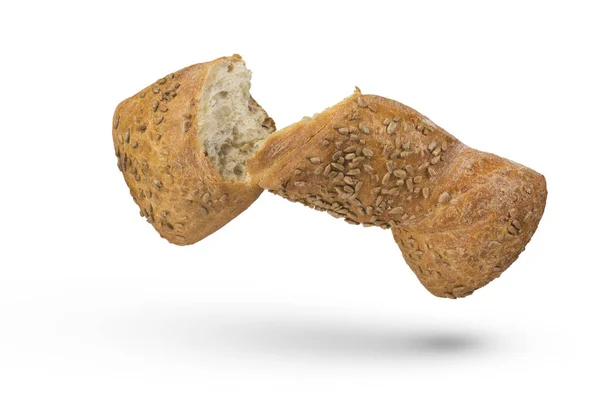Zole Edilmiş Beyaz Bir Zeminde Taze Bir Somun Ekmek Sağlıklı — Stok fotoğraf