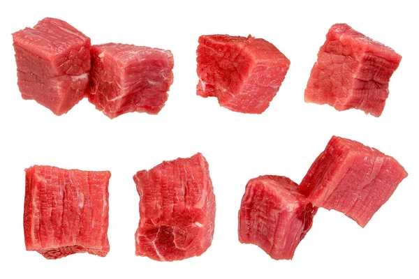 Bitar Rått Nötkött Uppsättning Färska Biff Kuber Isolerad Vit Bakgrund — Stockfoto