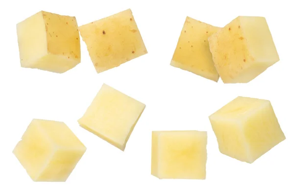 Сырые Овощи Картофельные Кубики Кожурой Изолированы Белом Фоне Концепция Нездоровой — стоковое фото