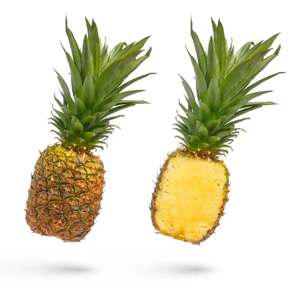 Whole Unpeeled Pineapple White Isolated Background Juicy Pineapple Peel Long — Stock Photo, Image
