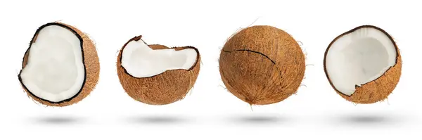 Flygande Kokosnöt Halva Kokosnötter Vit Isolerad Bakgrund Delar Kokosnötter Med — Stockfoto