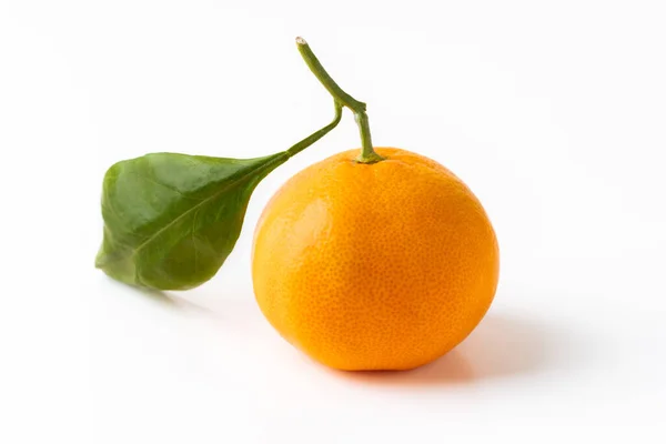 Fresh Tangerine Isolated White Background Citrus Clementine Green Leaf Variety — Stock Photo, Image
