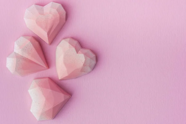 Conjunto Bombones Chocolate Forma Corazón Rosa Caseros Surtido Caramelos Pintados — Foto de Stock