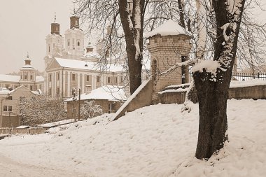 Eski şehrin tarihi kısmı. Dönüşüm Katedrali. Büyük kilise.