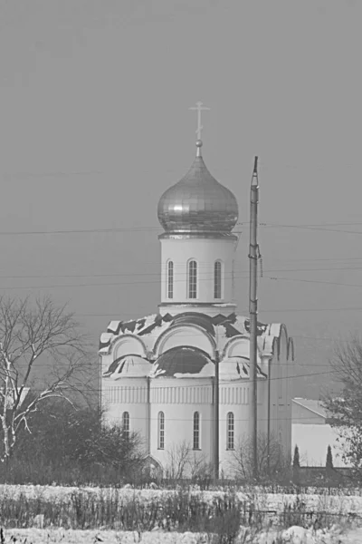 Gereja Pinggiran Kota Gereja Yohanes Pembaptis — Stok Foto