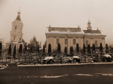  Manastır Epifani Manastırı. Harika bir kilise.         