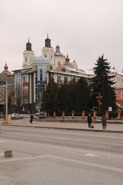 Eski şehrin tarihi kısmı. Dönüşüm Katedrali. Büyük kilise.