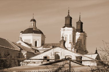 Eski şehrin tarihi kısmı. Dönüşüm Katedrali. Büyük kilise.