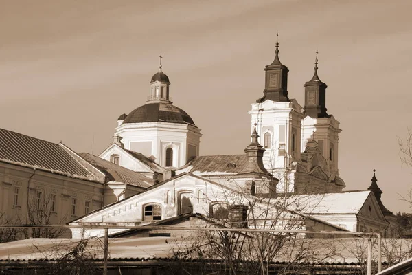 Eski şehrin tarihi kısmı. Dönüşüm Katedrali. Büyük kilise.
