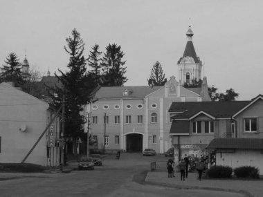 Eski şehrin tarihi kısmı. Epifani Manastırı 'nı inşa eden manastır. Büyük eski ortodoks kilisesi.          
