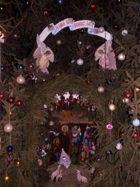 Manastırda Noel doğumu sahnesi          