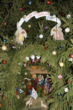 Manastırda Noel doğumu sahnesi