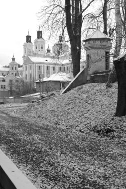 Eski şehrin tarihi kısmı. Dönüşüm Katedrali. Büyük kilise.